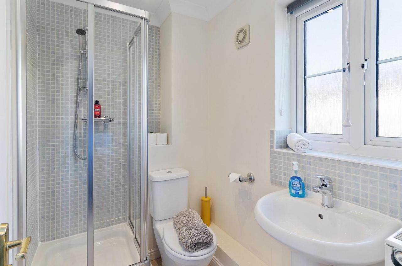 4Br Townhouse Wbalcony Free Parking Fast Wi-Fi Villa NWI Exterior foto